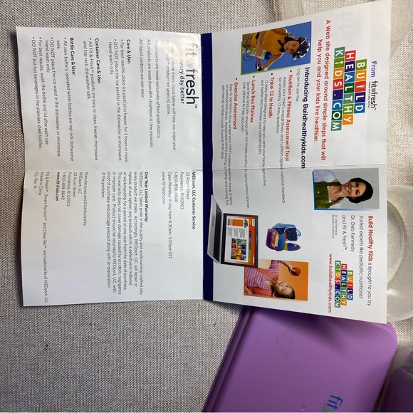 - Fit & Fresh Kids' Healthy Lunch Containers - Picture 4 of 5